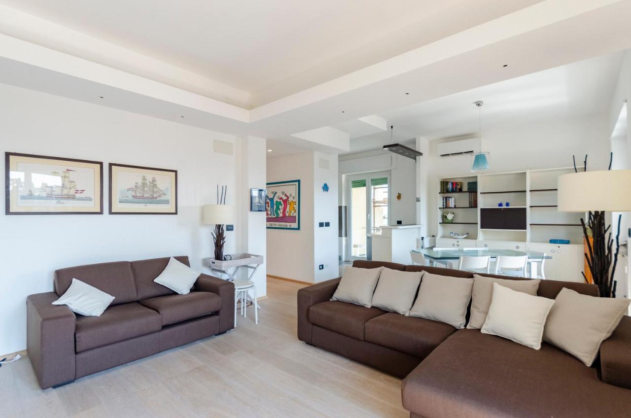 Joivy Great Flat With Sea View Apartment Genoa Ngoại thất bức ảnh